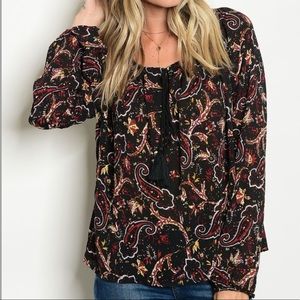 NWT PRETTY PAISLEY PEASANT BLOUSE